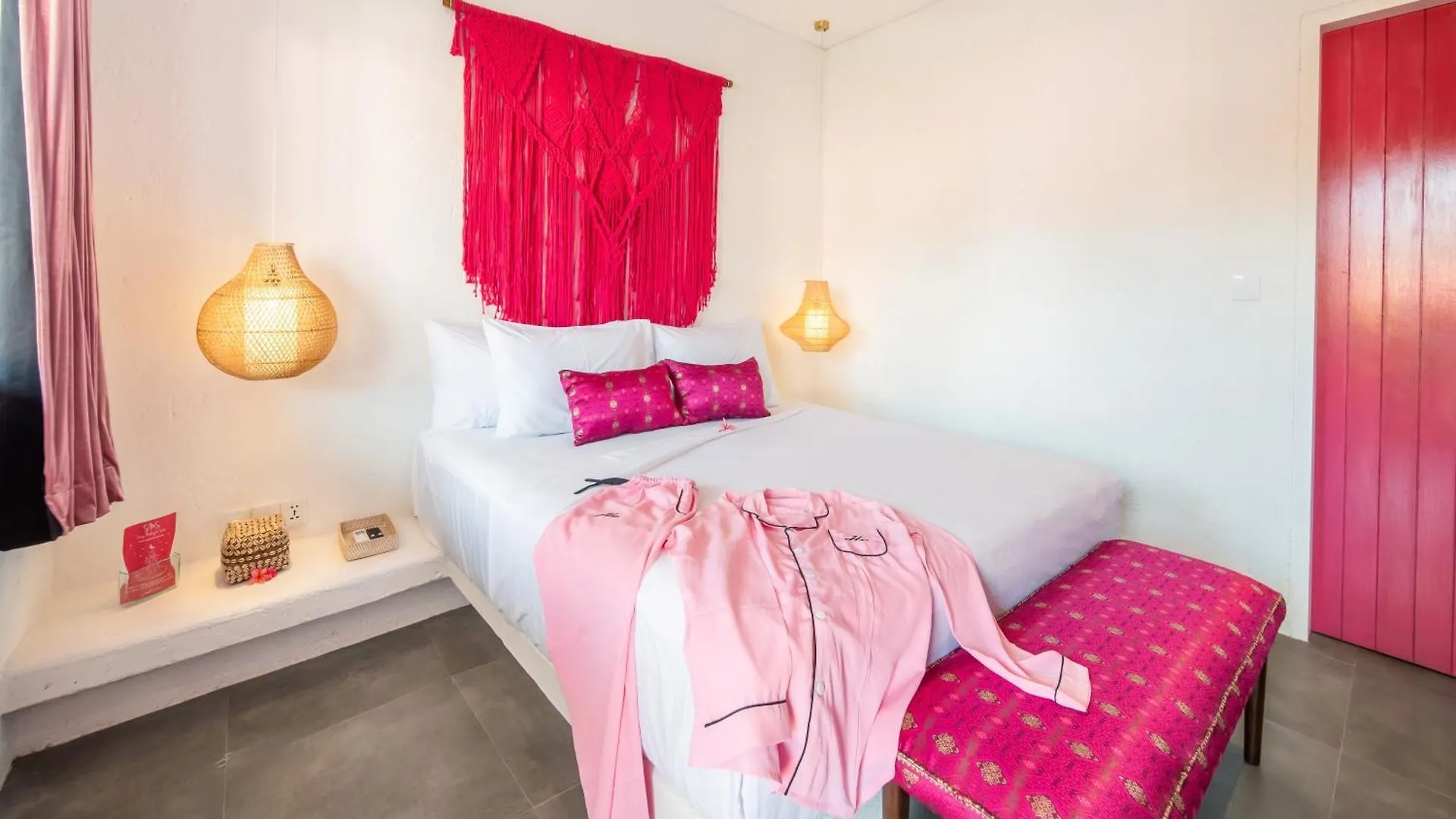 金巴兰Pinkprivate Balangan - For Cool Adults Only住宿加早餐旅馆 住宿加早餐酒店
