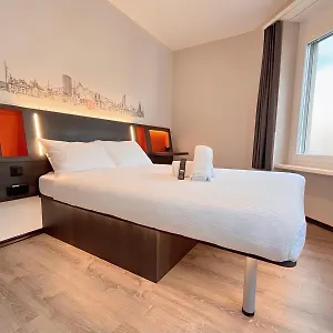 Easyhotel Main Station Hotel Zúrich