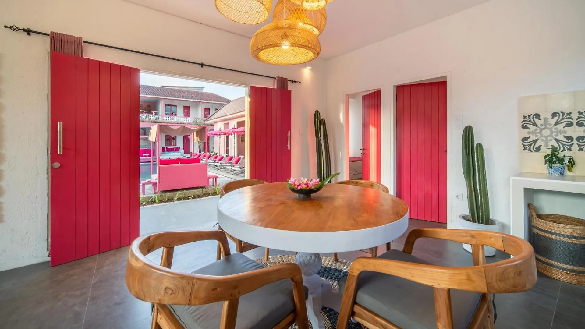 Pinkprivate Balangan - For Cool Adults Only Bed & Breakfast Jimbaran
