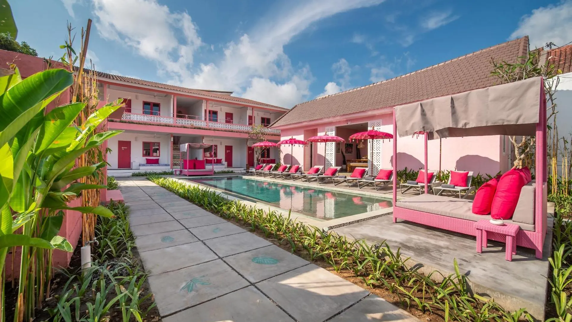 Pinkprivate Balangan - For Cool Adults Only Bed & Breakfast Jimbaran