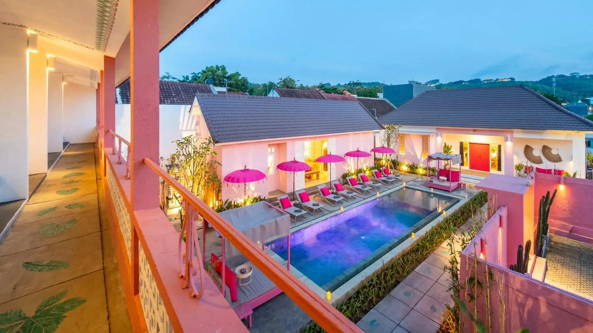 Pinkprivate Balangan - For Cool Adults Only Bed & Breakfast Jimbaran