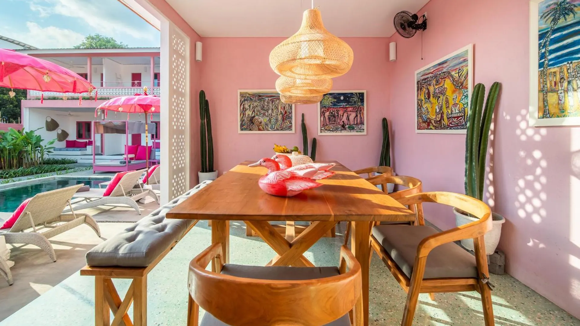 Pinkprivate Balangan - For Cool Adults Only Bed and Breakfast Jimbaran Bed & Breakfast